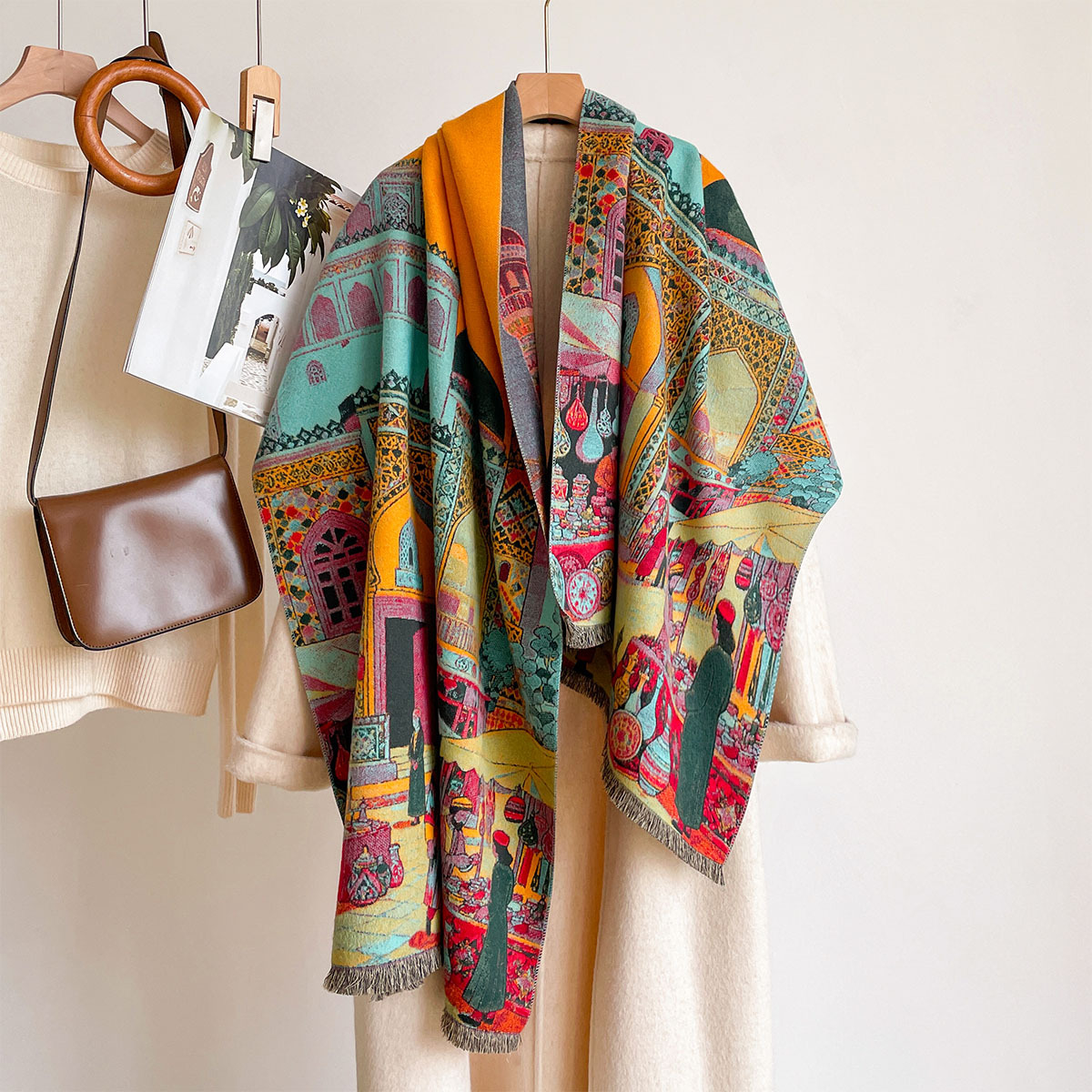 Sciarpa da Donna in Imitazione - Woven Scarf Blanket recensione e prezzo