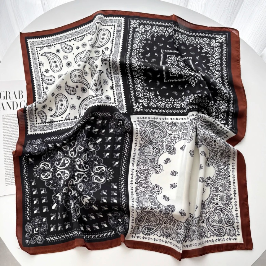 Sciarpa Quadrata in Seta 2025  - Bandana Cotton recensione e prezzo